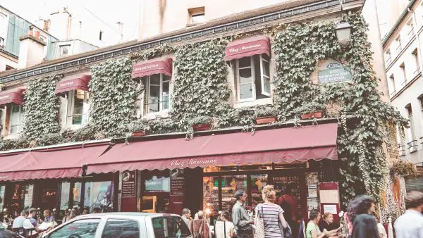 Paris-France-Rose-Gold-Lightroom-Preset-Paris-Chic-Style-Travel-Instagram-Fashion-Blog-26
