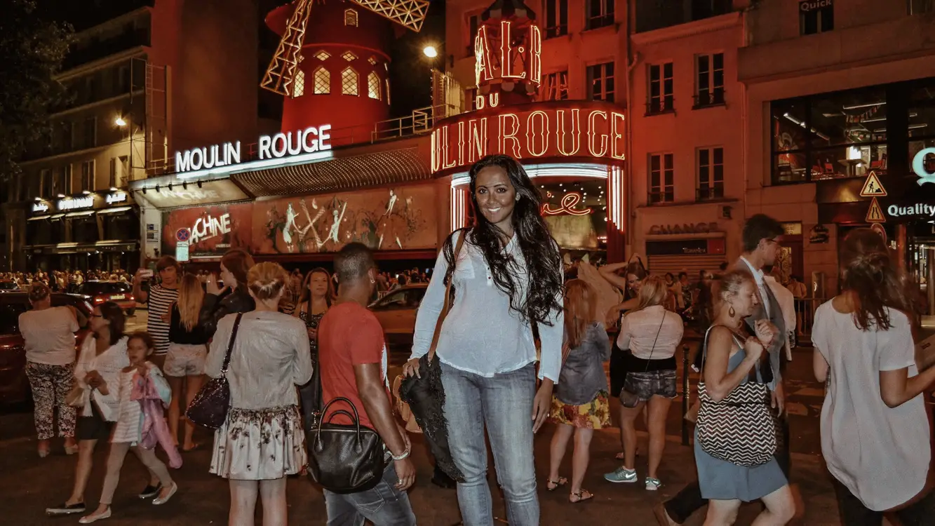 3 to 4 days in Paris Itinerary Best Things To Do In Paris Chic Style Fashion Travel Blog Montmartre Moulin Rouge