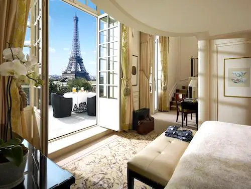 Affordable Best Paris Hotels With Eiffel Tower View Terraces Shangri La Hotel Paris Chic Style