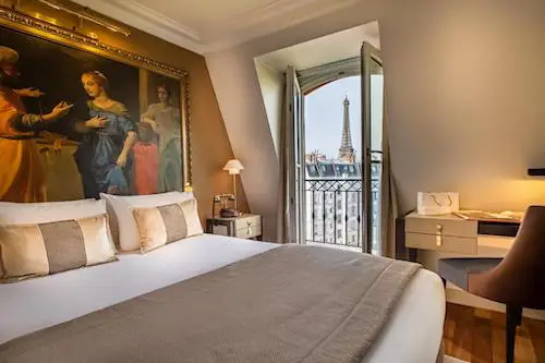 Hotel Le Walt- Affordable Hotel With Eiffel Tower View
